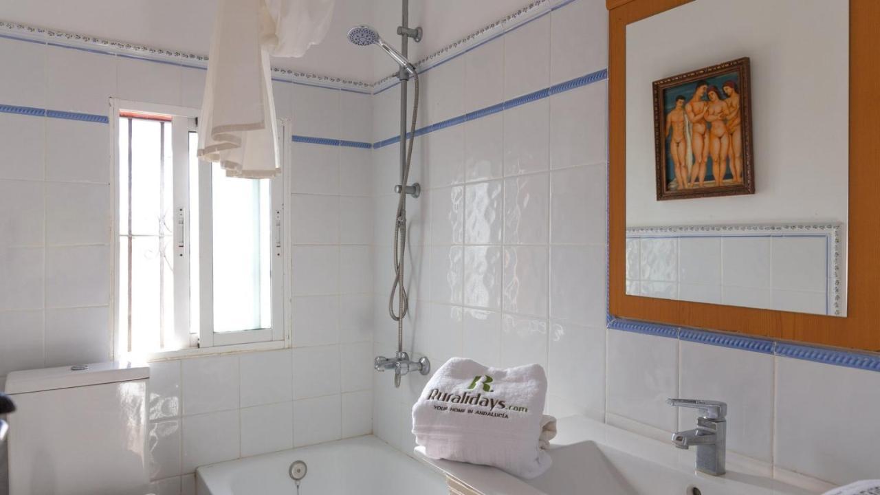 Finca La Canera Alcala De Guadaira By Ruralidays Екстериор снимка