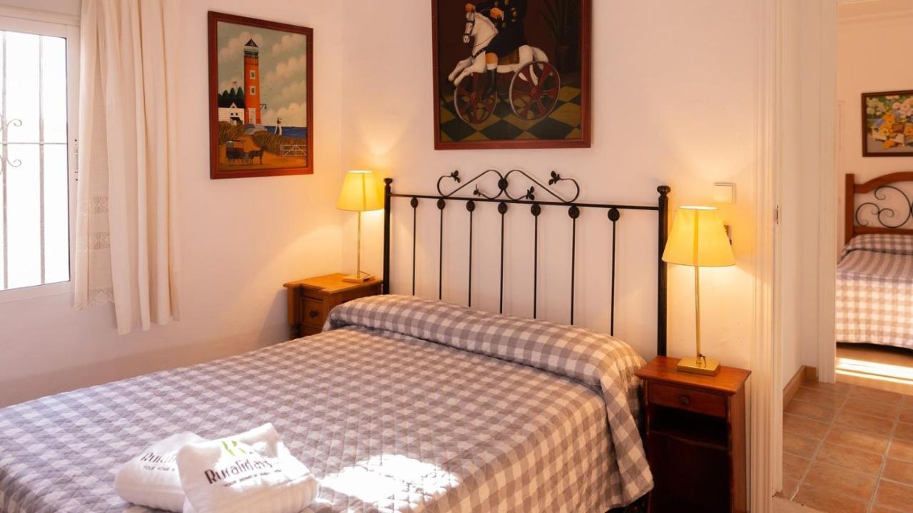 Finca La Canera Alcala De Guadaira By Ruralidays Екстериор снимка