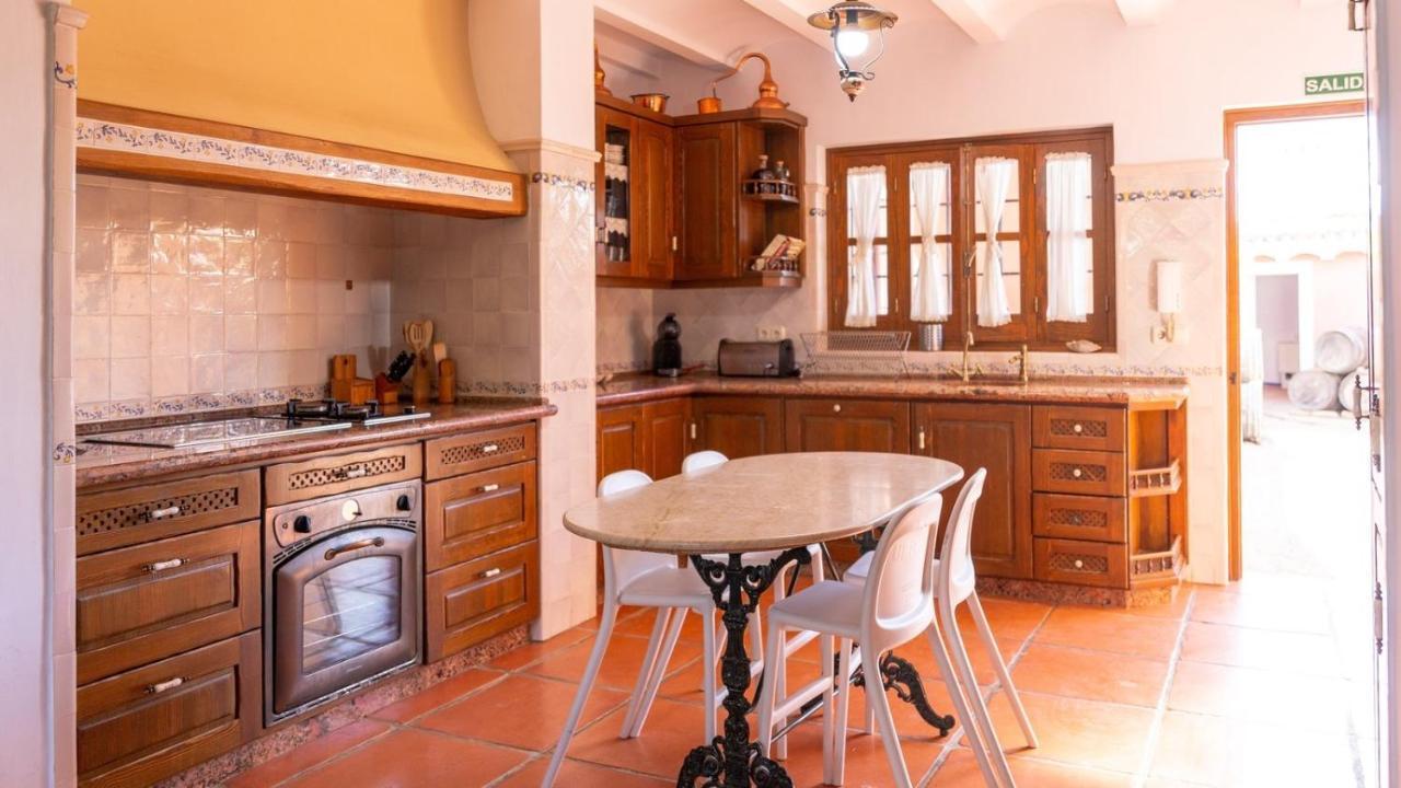 Finca La Canera Alcala De Guadaira By Ruralidays Екстериор снимка